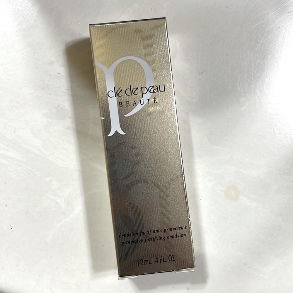 Cle de peau